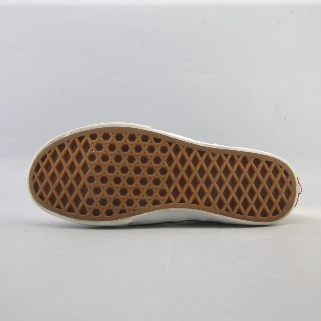 VANS CLASSIC CHECKERBOARD Vans casual shoe snapshots