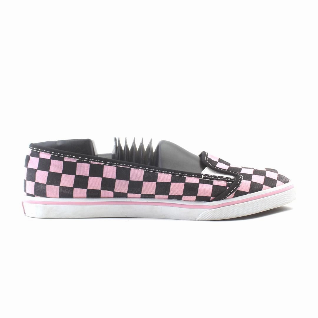 VANS CLASSIC CHECKERBOARD Vans casual shoe snapshots