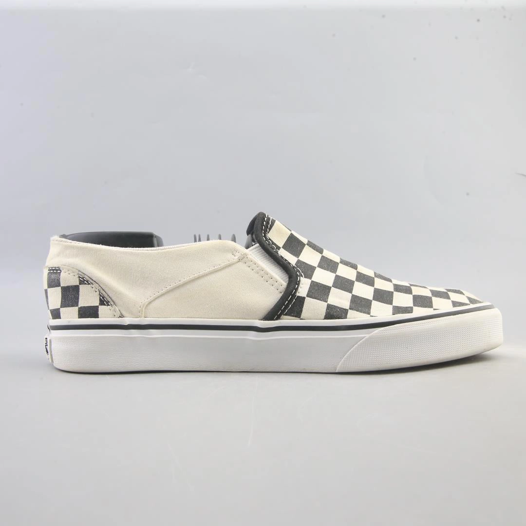 VANS CLASSIC  CHECKERBOARD Vans casual shoe snapshots