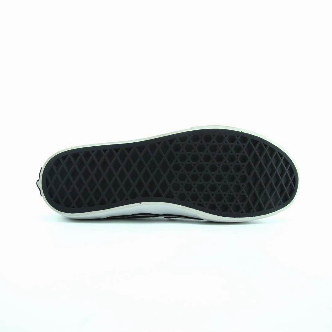 VANS CLASSIC CHECKERBOARD Vans skate shoe imagery