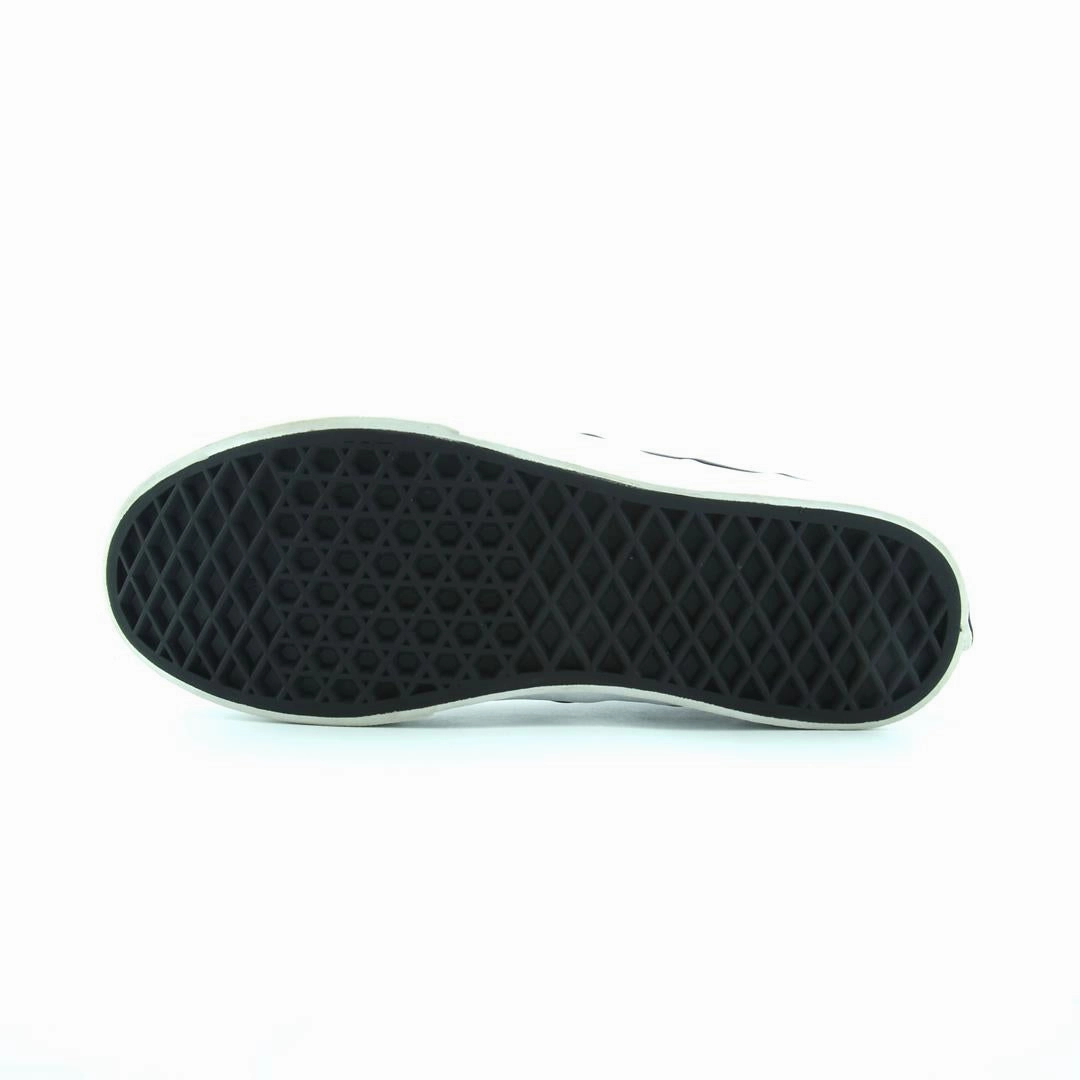 VANS CLASSIC CHECKERBOARD Vans skate shoe imagery
