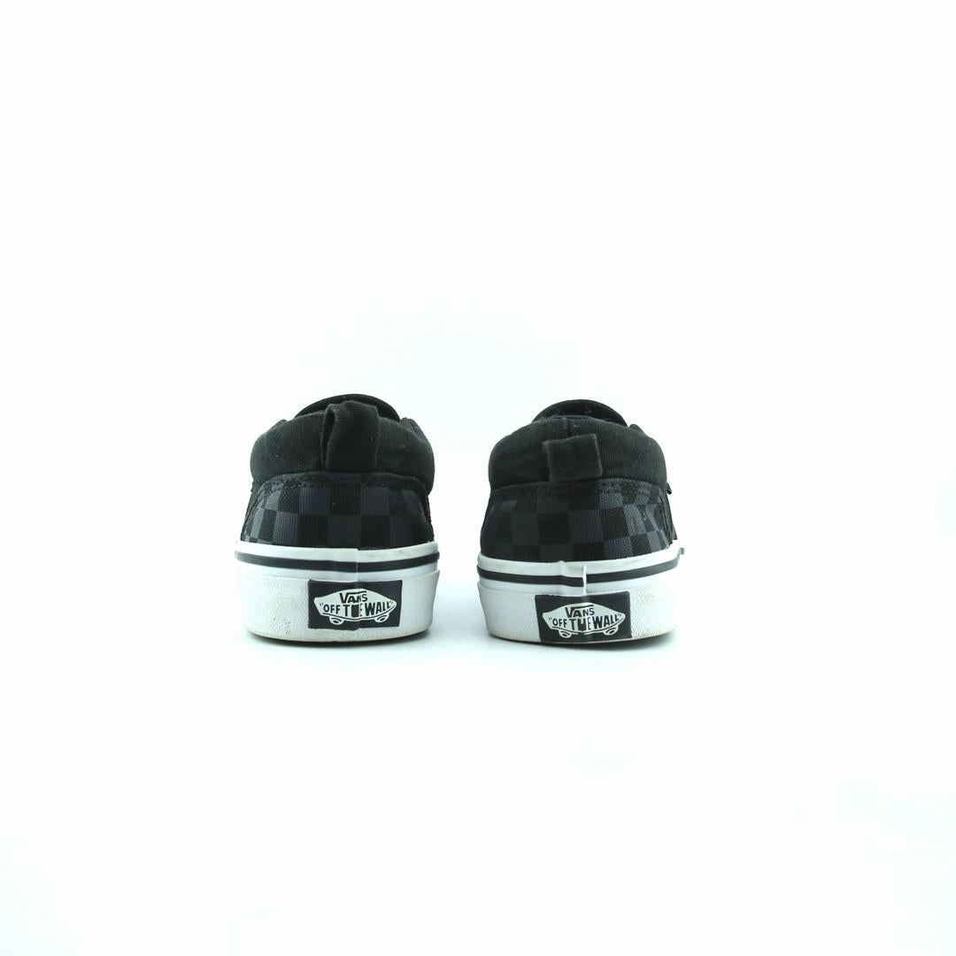 VANS CLASSIC CHECKERBOARD Vans skate shoe imagery