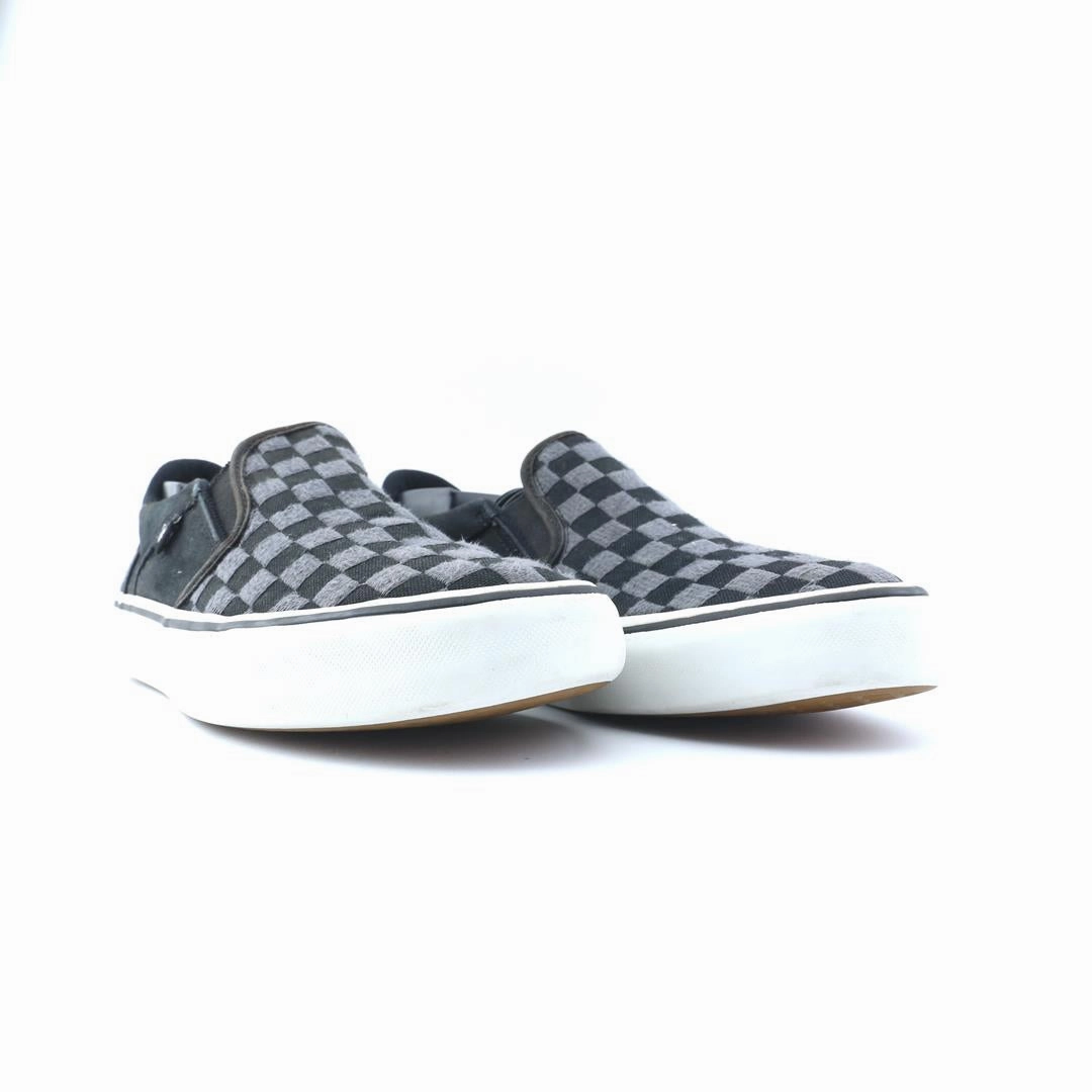 VANS CLASSIC CHECKERBOARD Vans skate shoe imagery