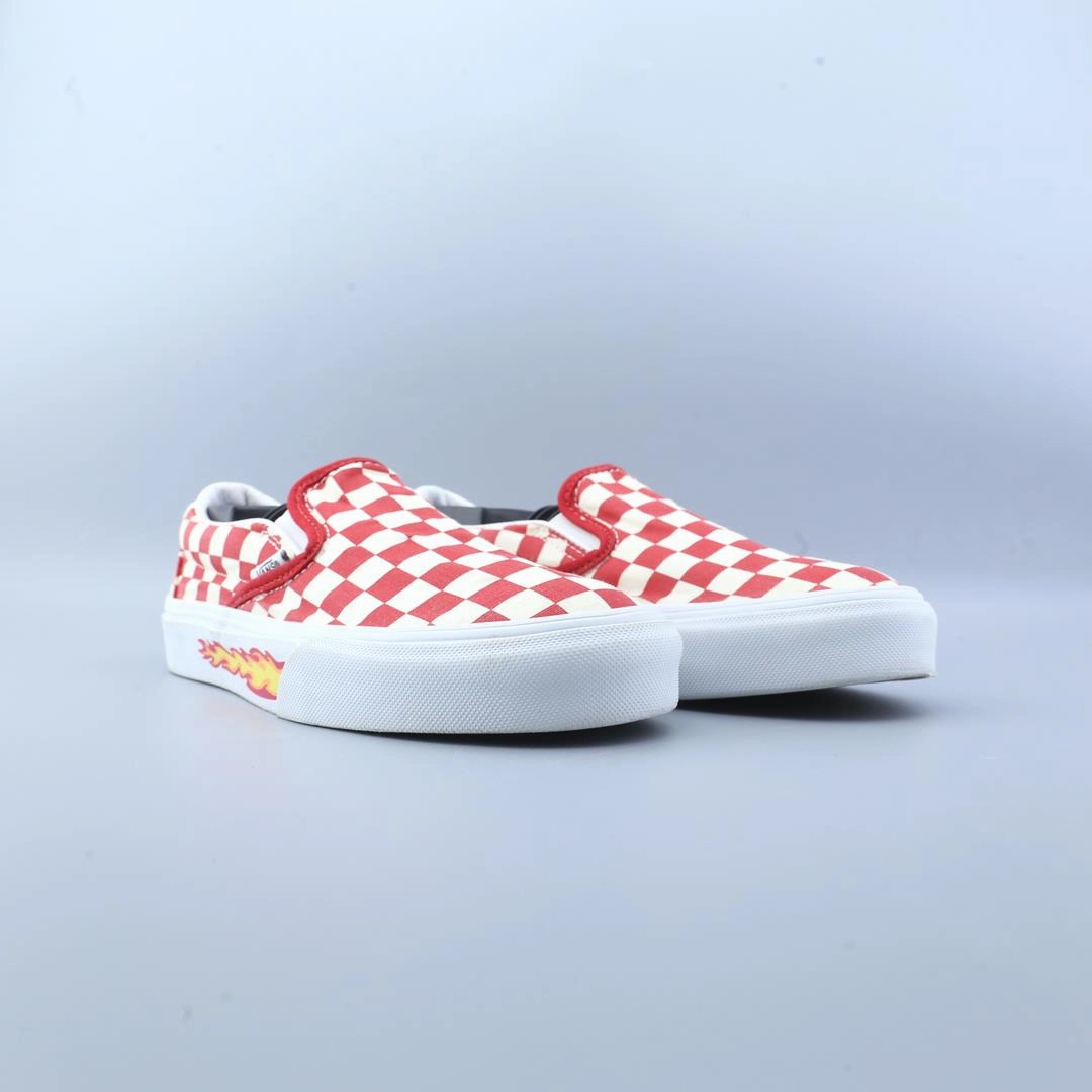 VANS CLASSIC CHECKERBOARD Vans skate shoe imagery