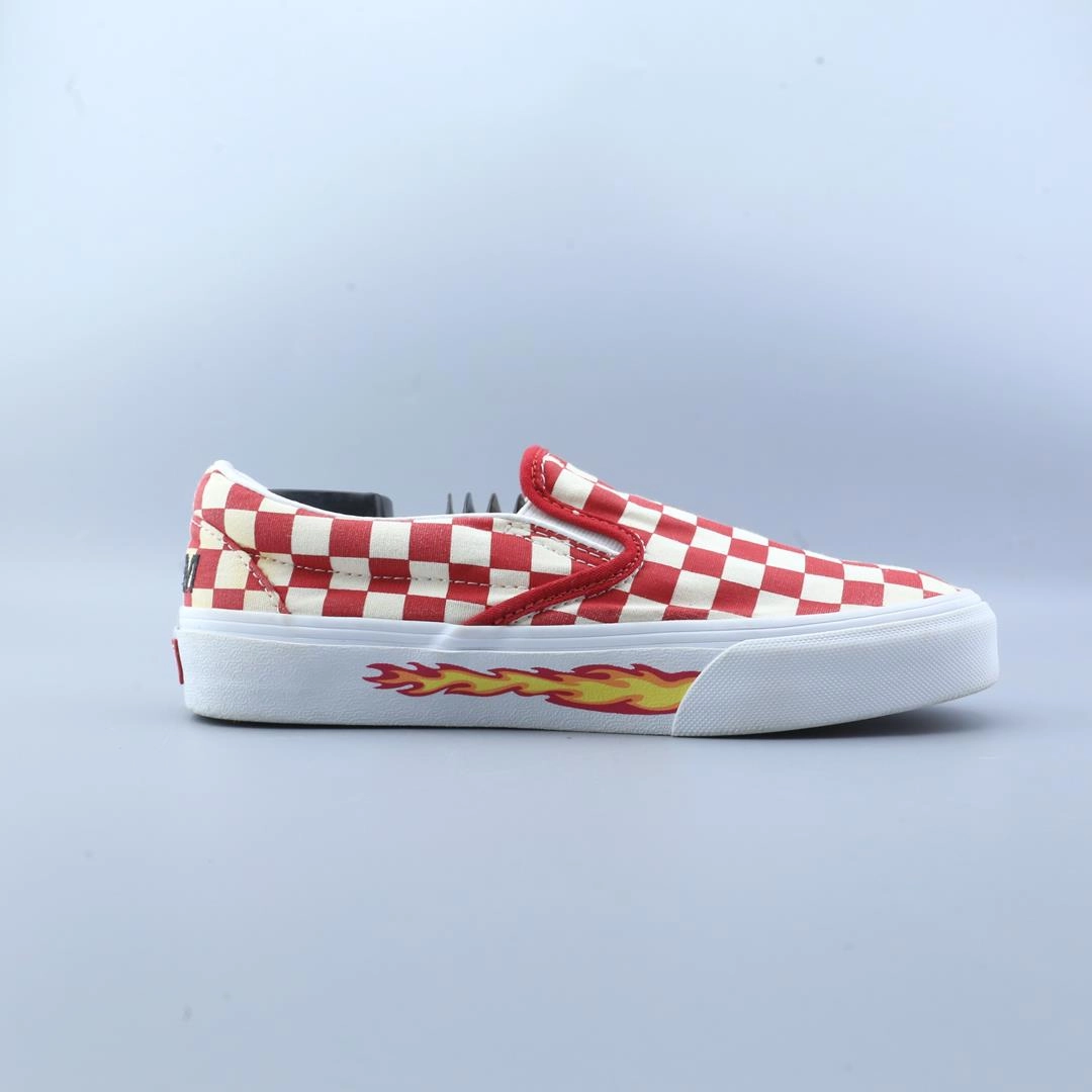 VANS CLASSIC CHECKERBOARD Vans skate shoe imagery