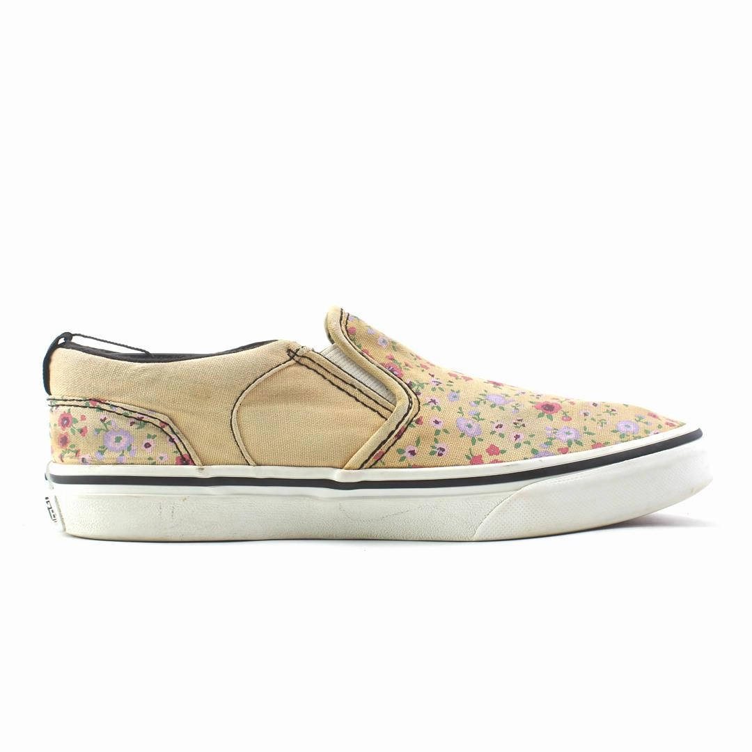 VANS CLASSIC Vans casual shoe snapshots