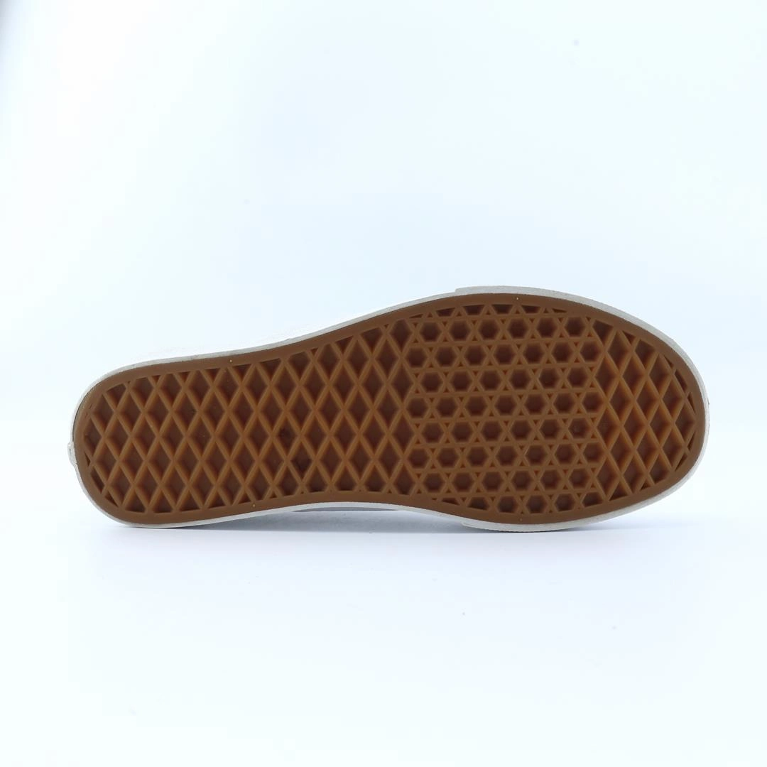 VANS CLASSIC Vans skate shoe imagery