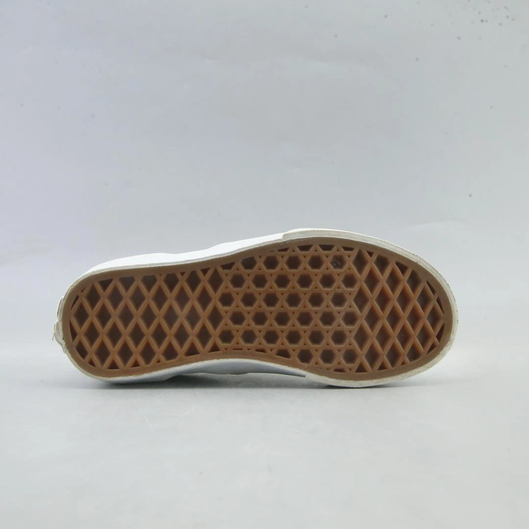 VANS CLASSIC Vans skate shoe imagery