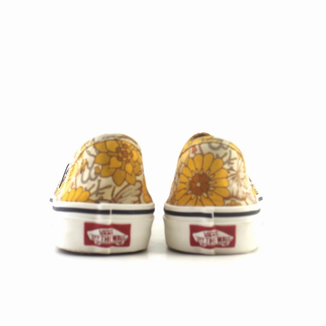 VANS CLASSICS FLORAL  UC Vans skate shoe imagery