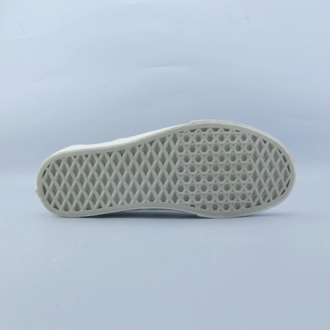 VANS  ELASTIC Vans skate shoe imagery
