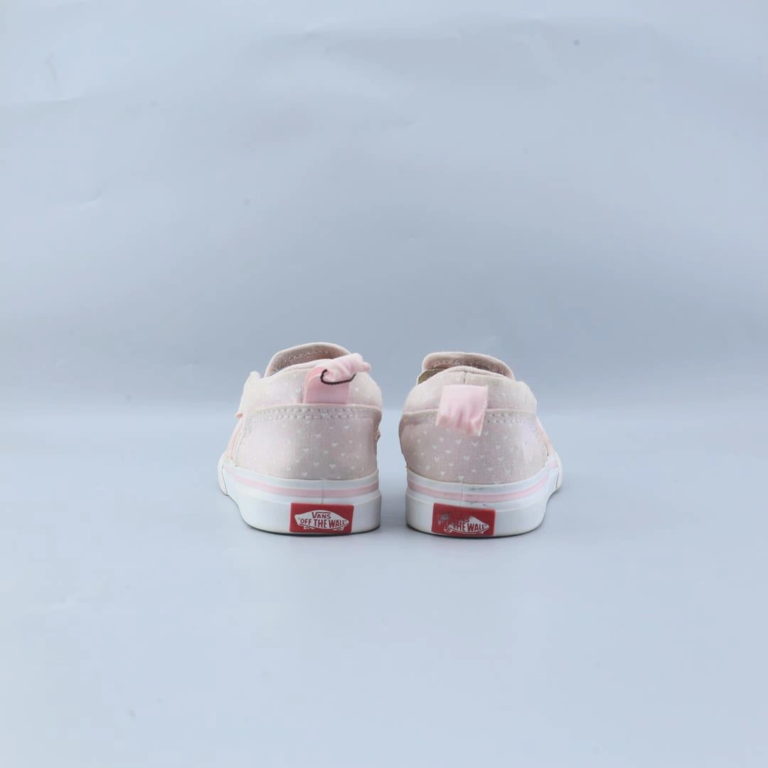 VANS OFF THE WALL Vans skate shoe imagery