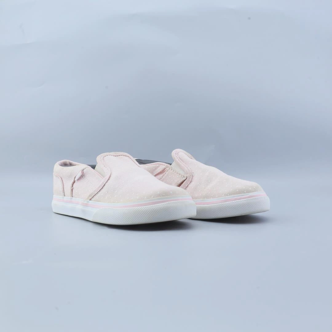 VANS OFF THE WALL Vans skate shoe imagery