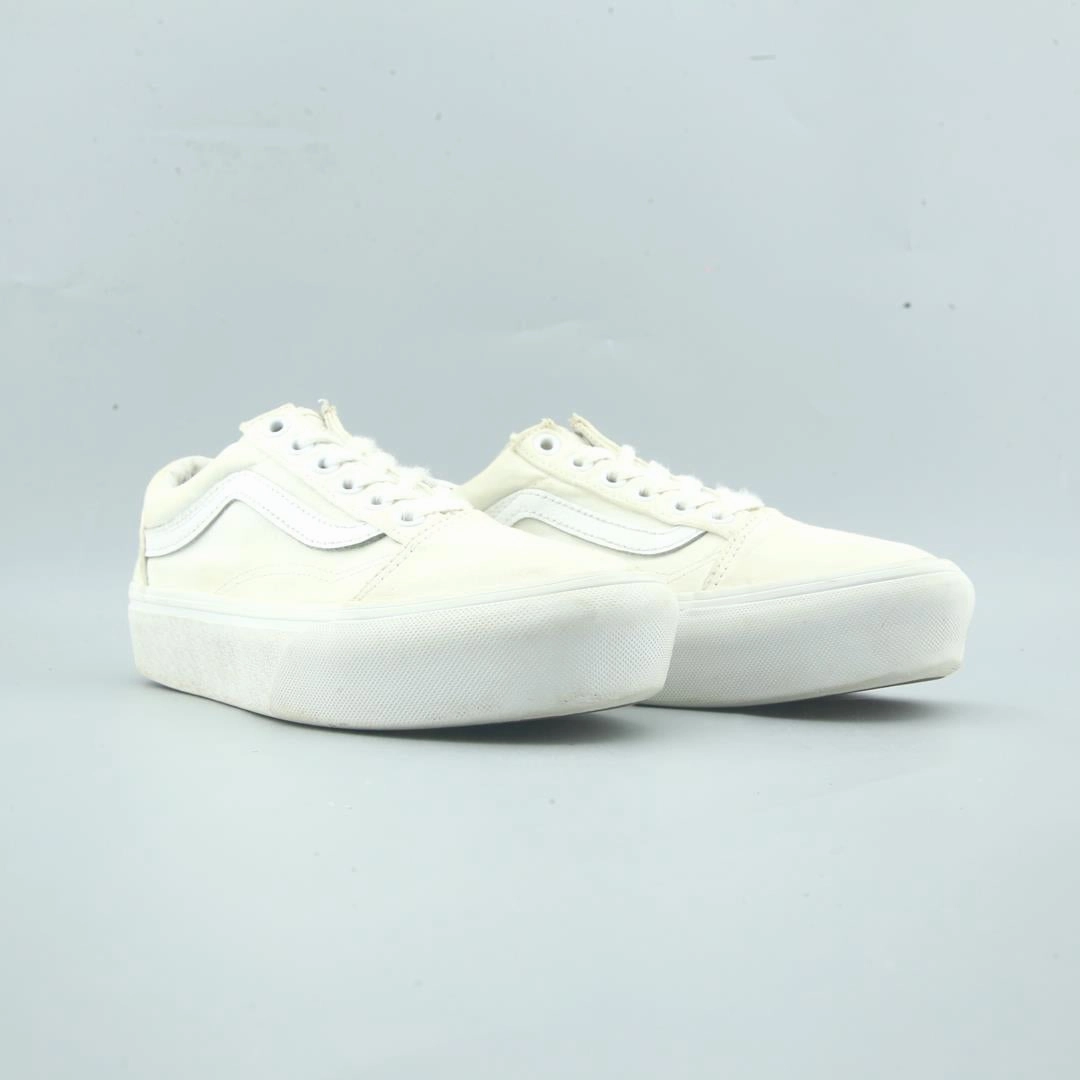 VANS OLD SKOOL PLATFORM Vans skate shoe imagery