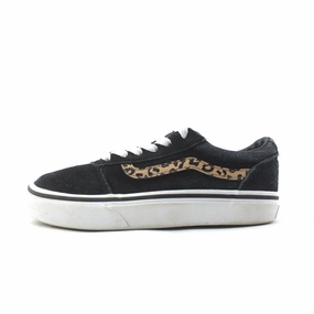 VANS OLD SKOOL Vans retro-inspired footwear styles