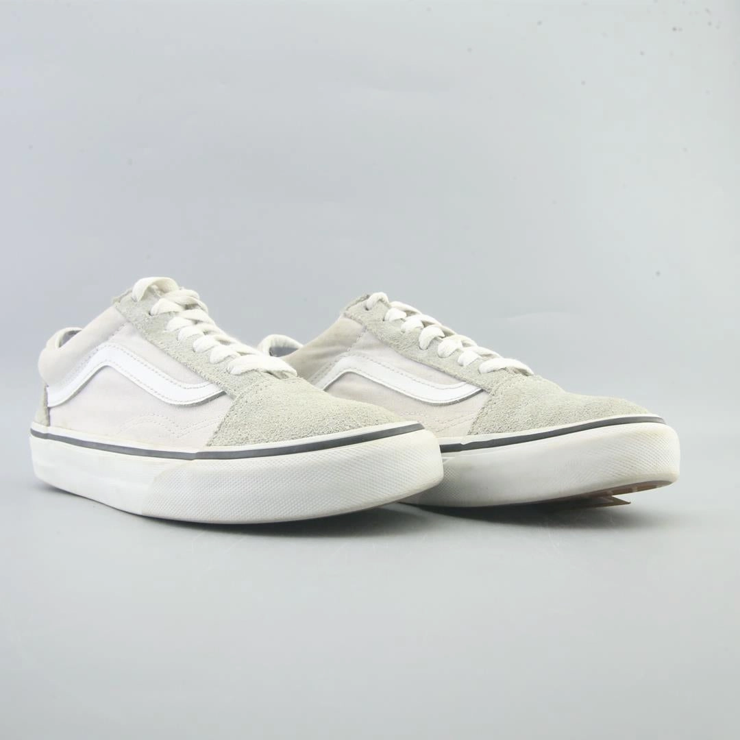 VANS OLD SKOOL Vans casual shoe snapshots