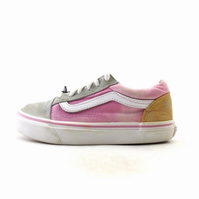 VANS OLD SKOOL Vans retro-inspired footwear styles