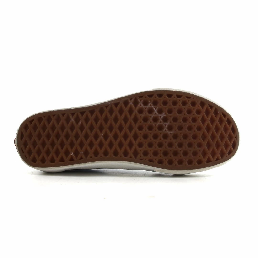 VANS OLD SKOOL Vans casual shoe snapshots