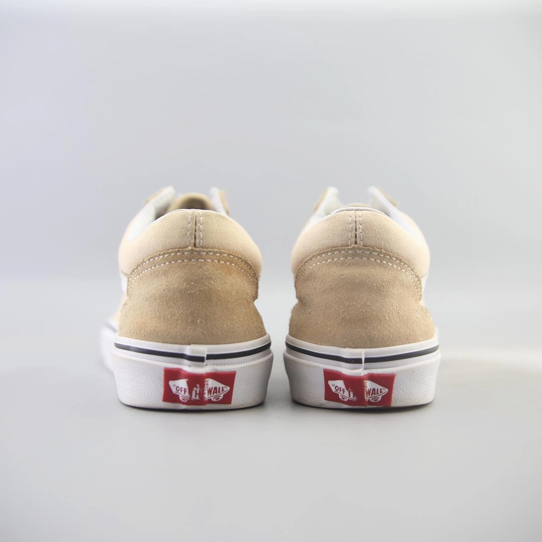 VANS OLD SKOOL Vans casual shoe snapshots