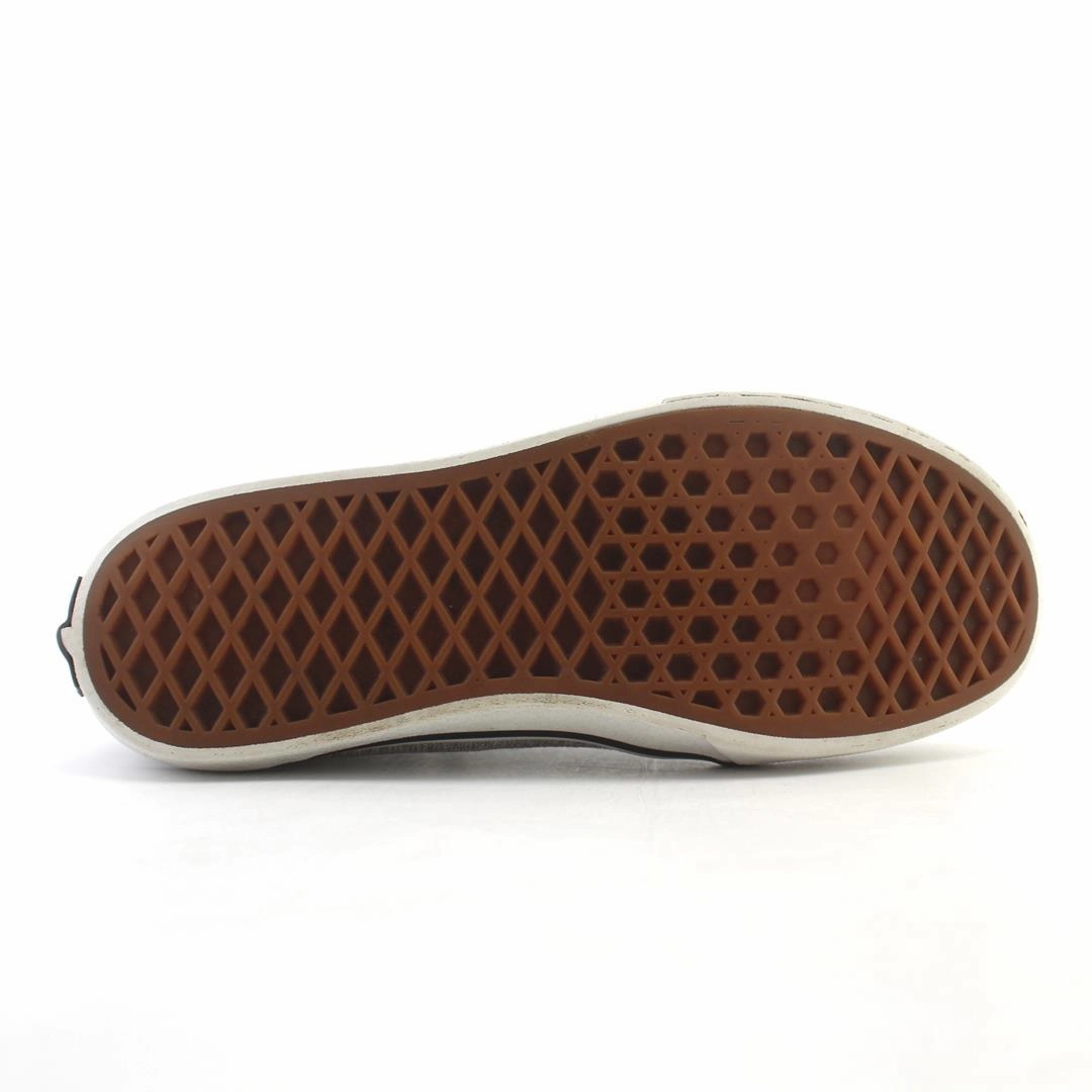 VANS OLD SKOOL Vans casual shoe snapshots