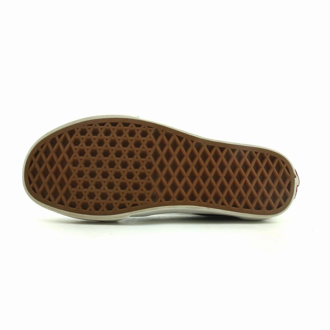 VANS OLD SKOOL Vans casual shoe snapshots