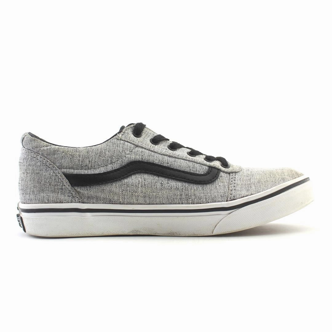 VANS OLD SKOOL Vans casual shoe snapshots