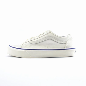 VANS OLD SKOOL Vans retro-inspired footwear styles