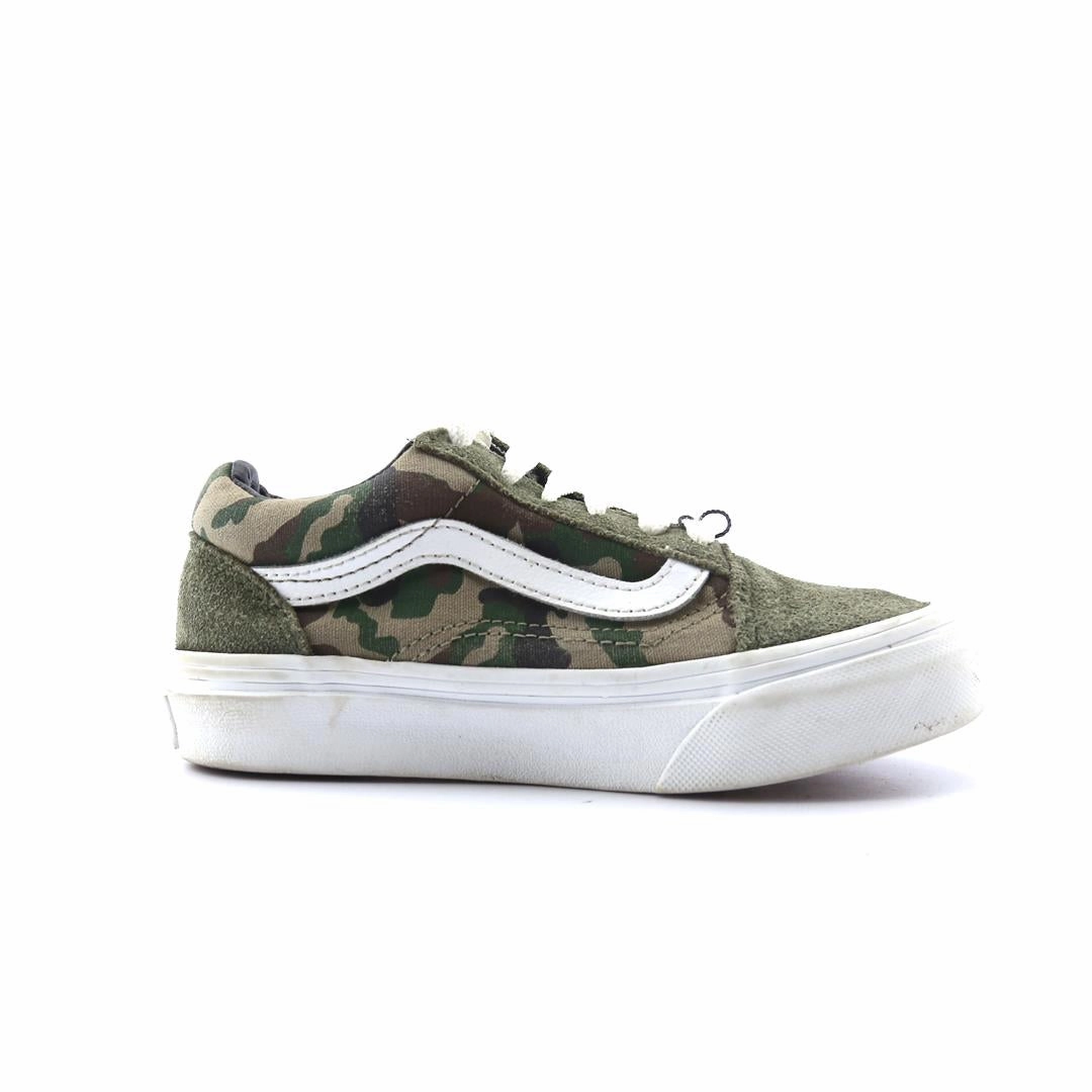 VANS OLD SKOOL Vans skate shoe imagery