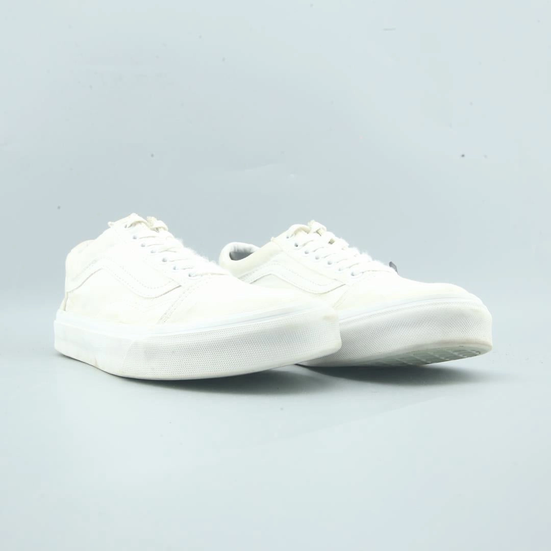 VANS OLD SKOOL Vans skate shoe imagery