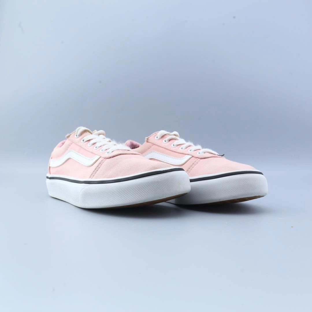 VANS OLD SKOOL Vans skate shoe imagery