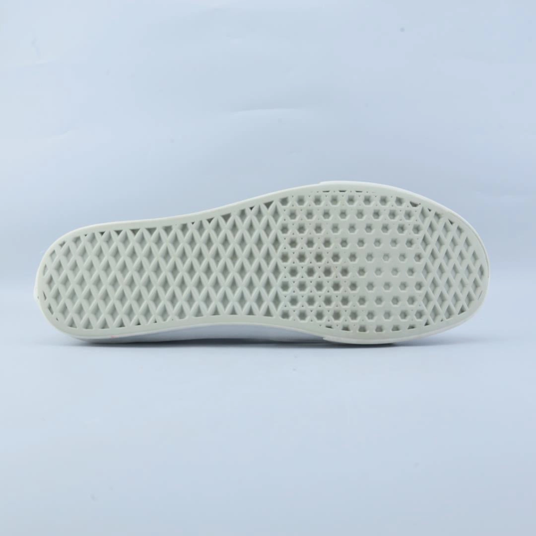 VANS OLD SKOOL Vans skate shoe imagery