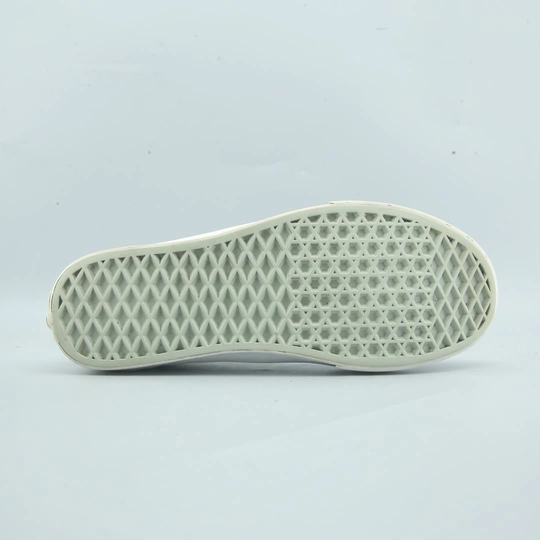 VANS OLD SKOOL Vans skate shoe imagery