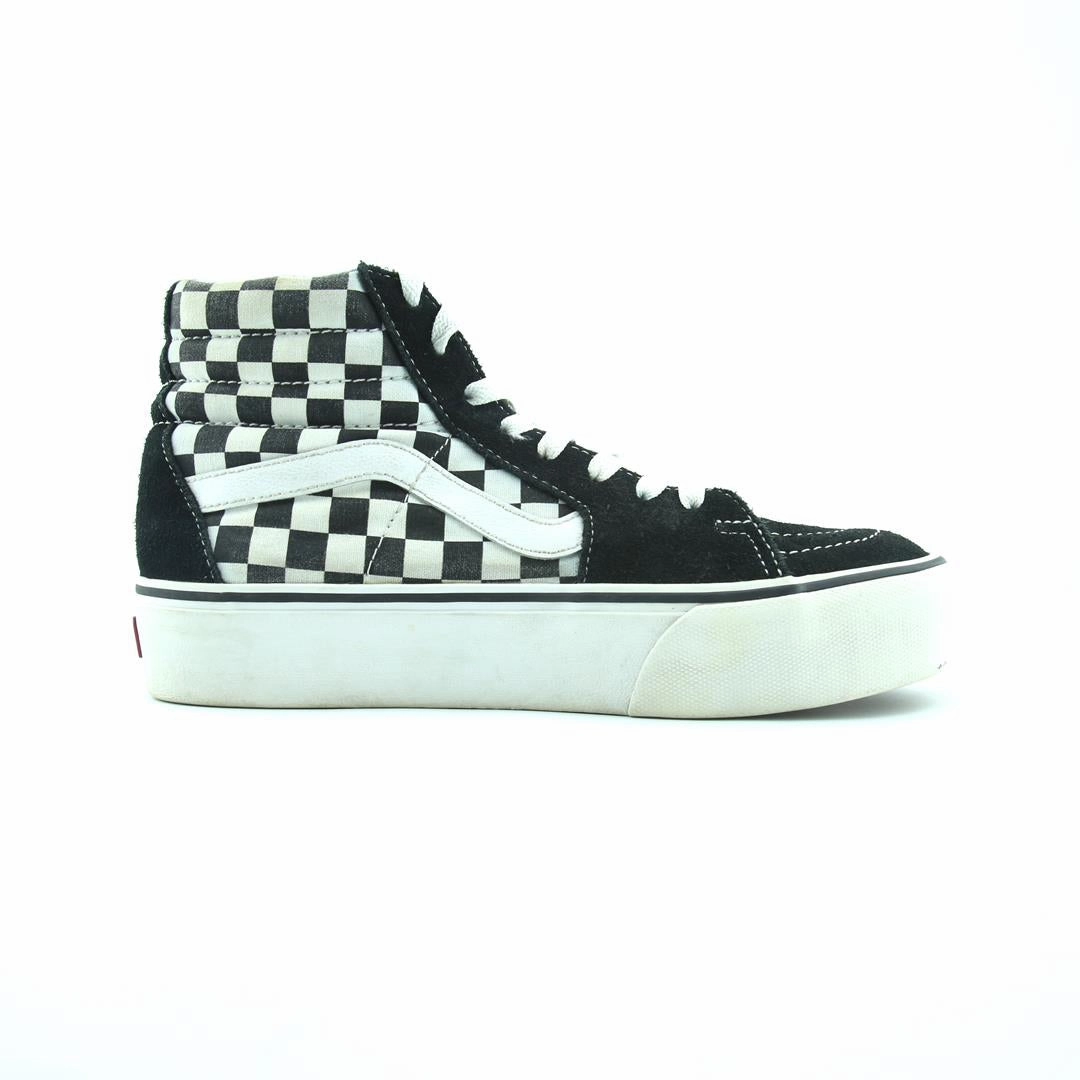 VANS SK8-HI Vans skate shoe imagery