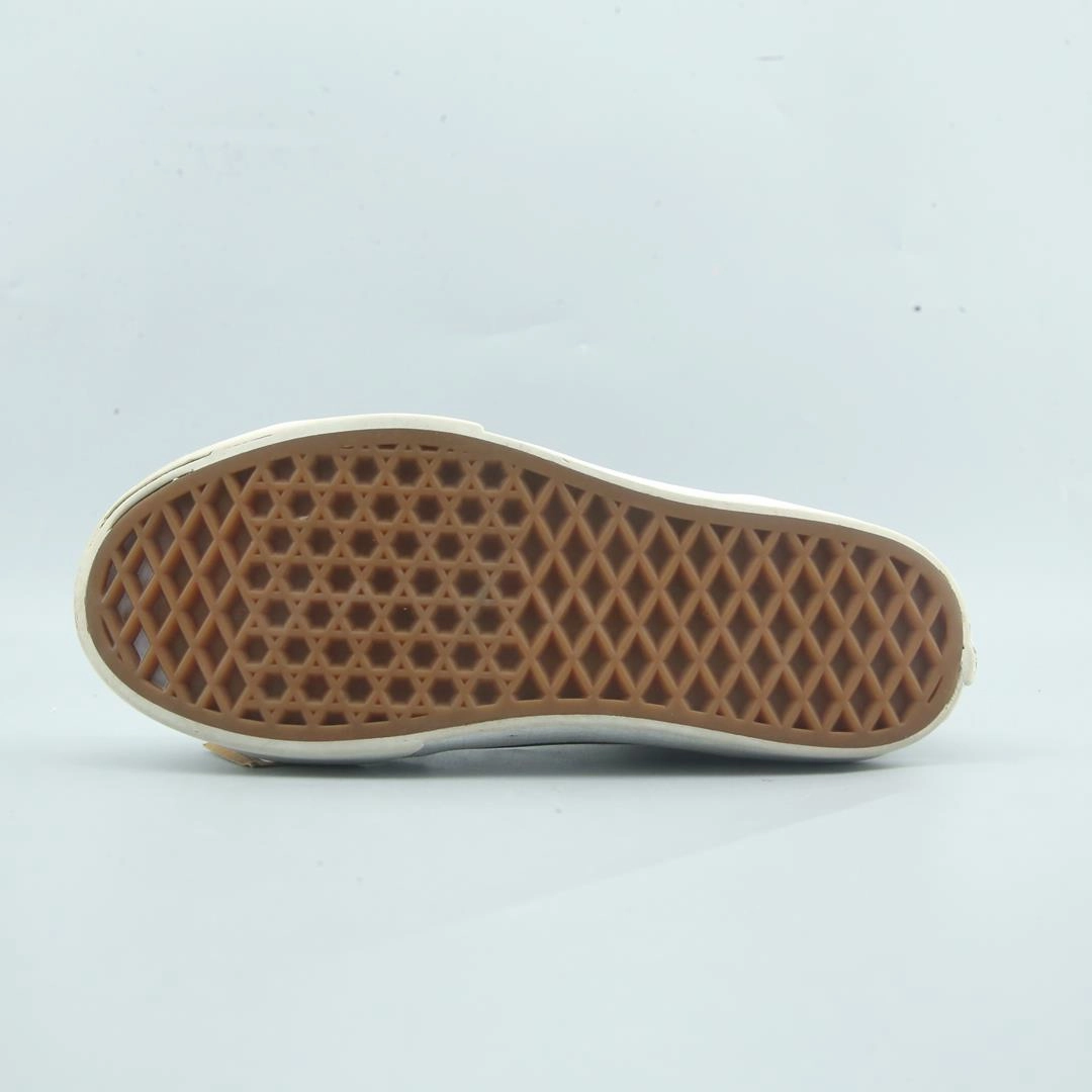 VANS SK8-HI Vans skate shoe imagery