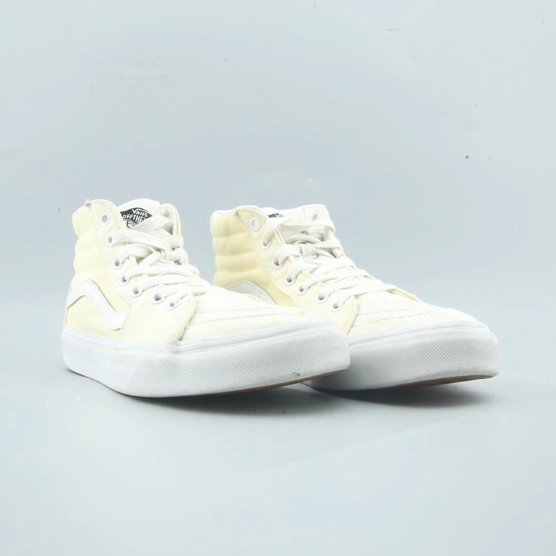 VANS SK8-HI Vans skate shoe imagery