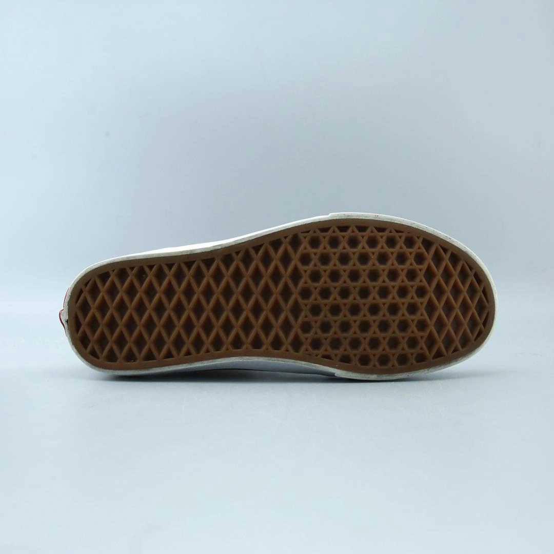 VANS SK8-HI Vans skate shoe imagery