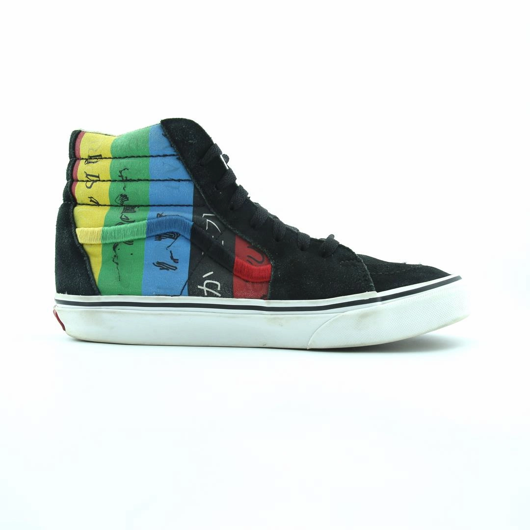 VANS SK8-HI Vans skate shoe imagery