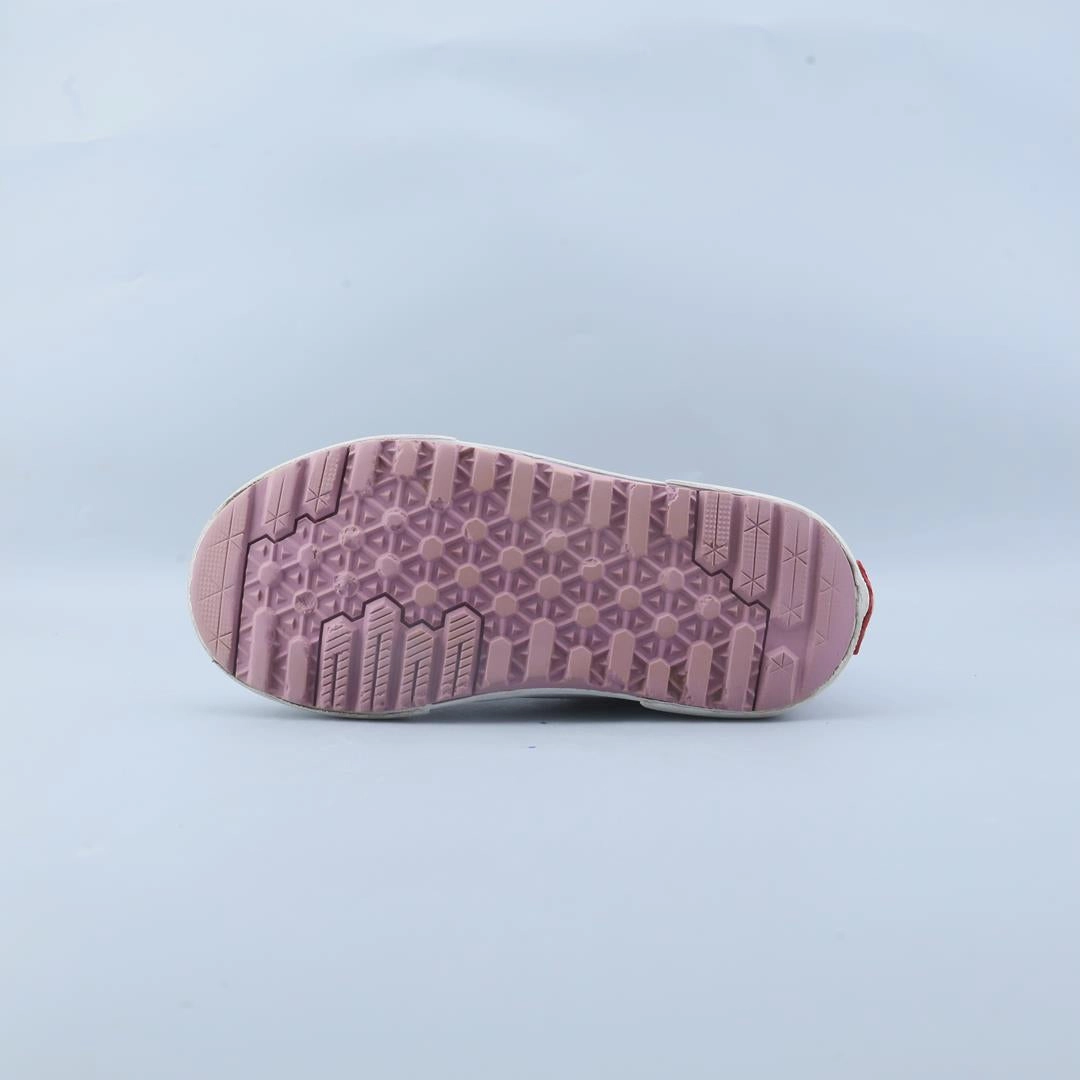 VANS SK8-HI Vans skate shoe imagery