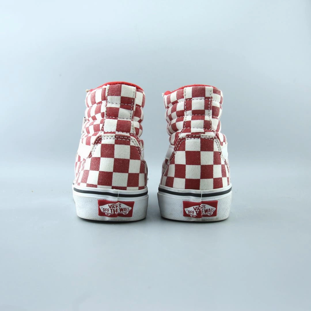 VANS SK8-HI Vans skate shoe imagery
