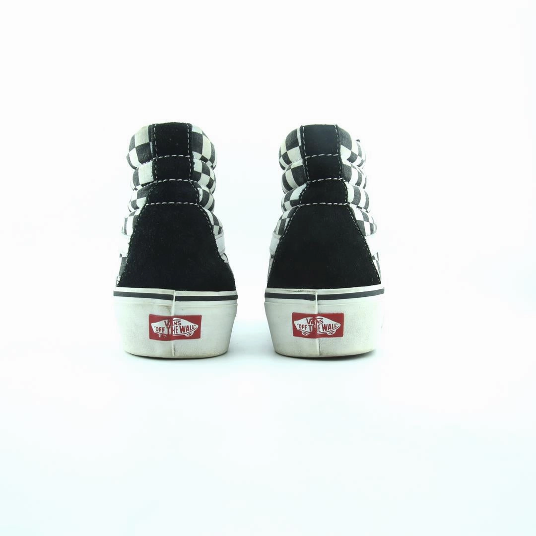 VANS SK8-HI Vans skate shoe imagery