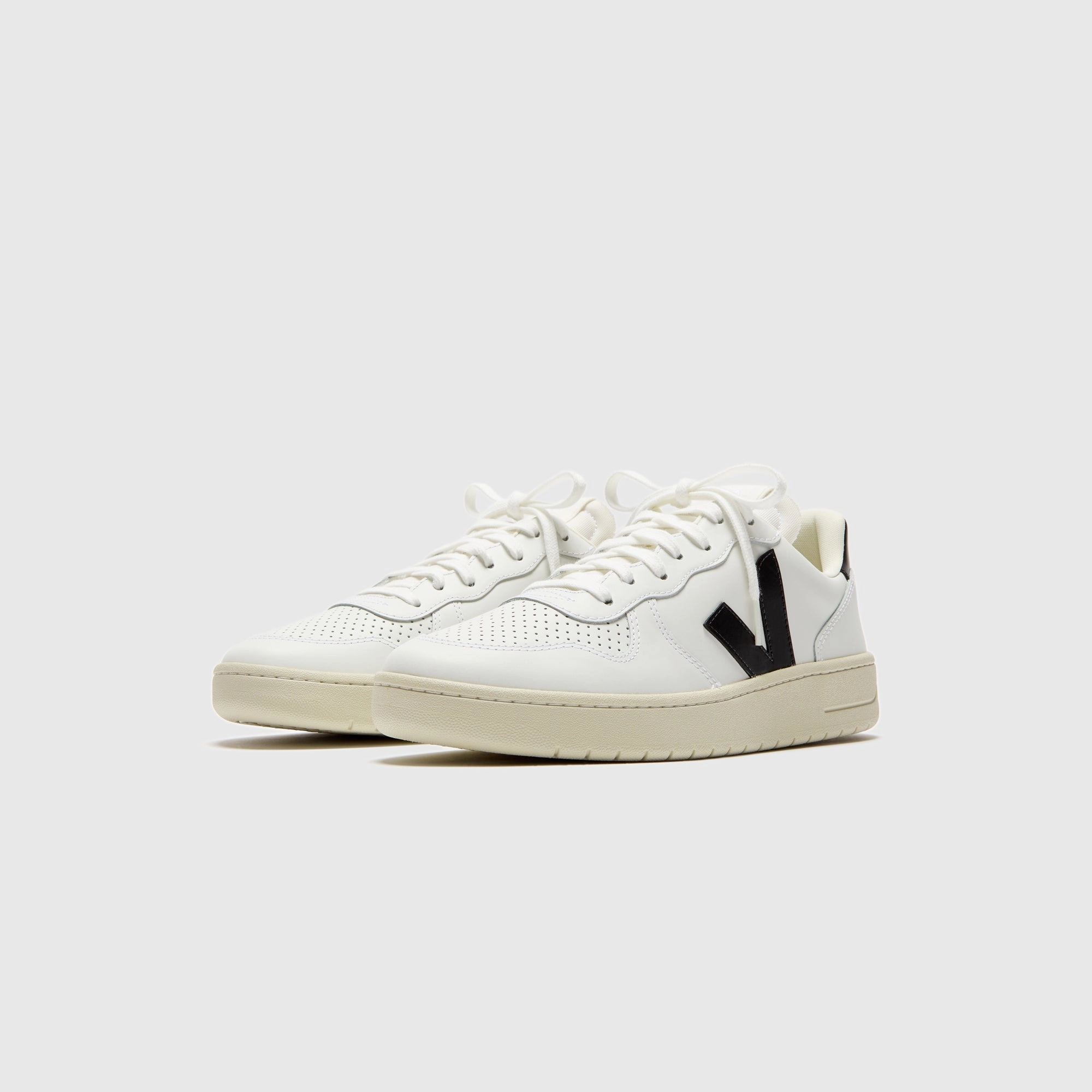Veja V-10 - Extra White / Black Minimalist Walking Shoes