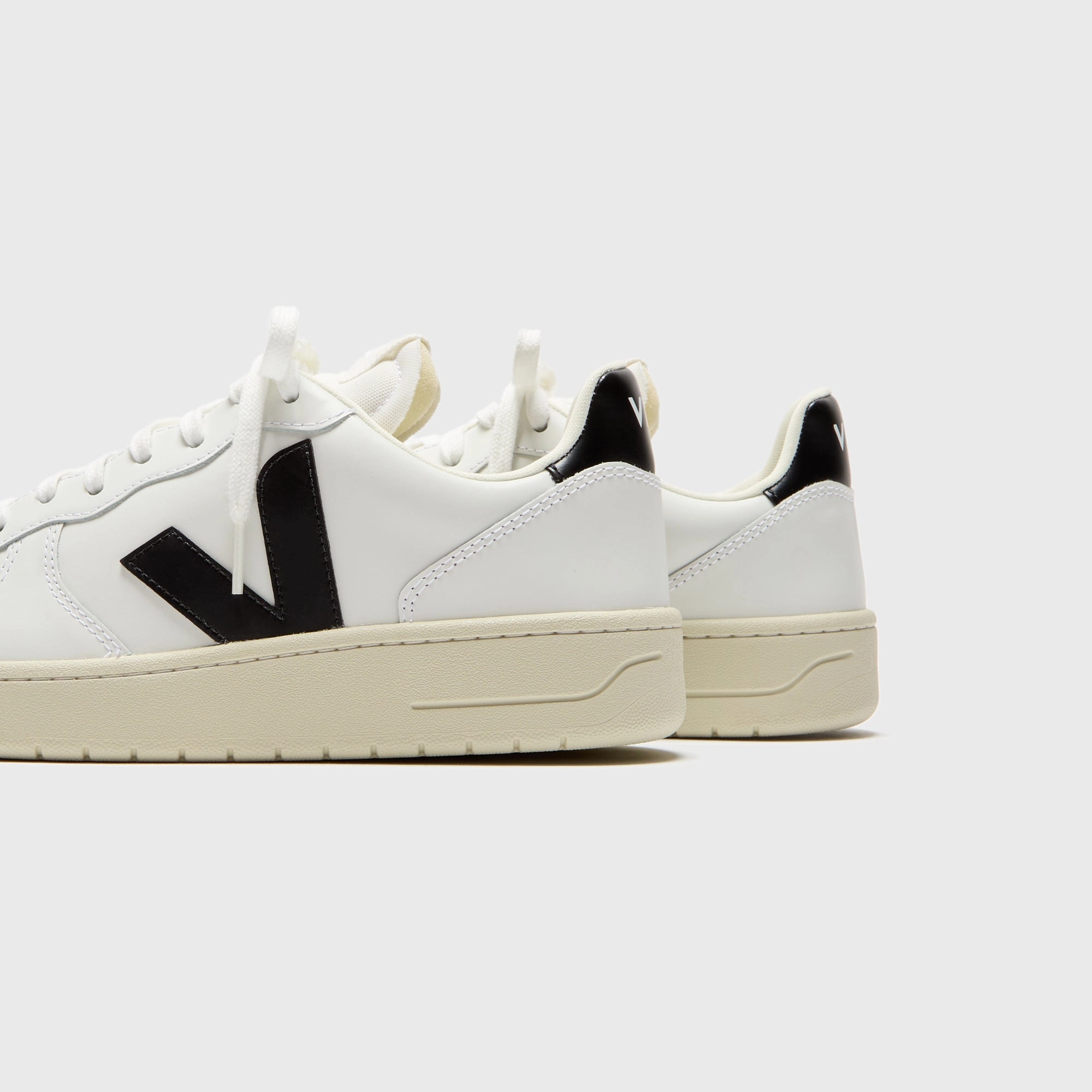 Veja V-10 - Extra White / Black Minimalist Walking Shoes