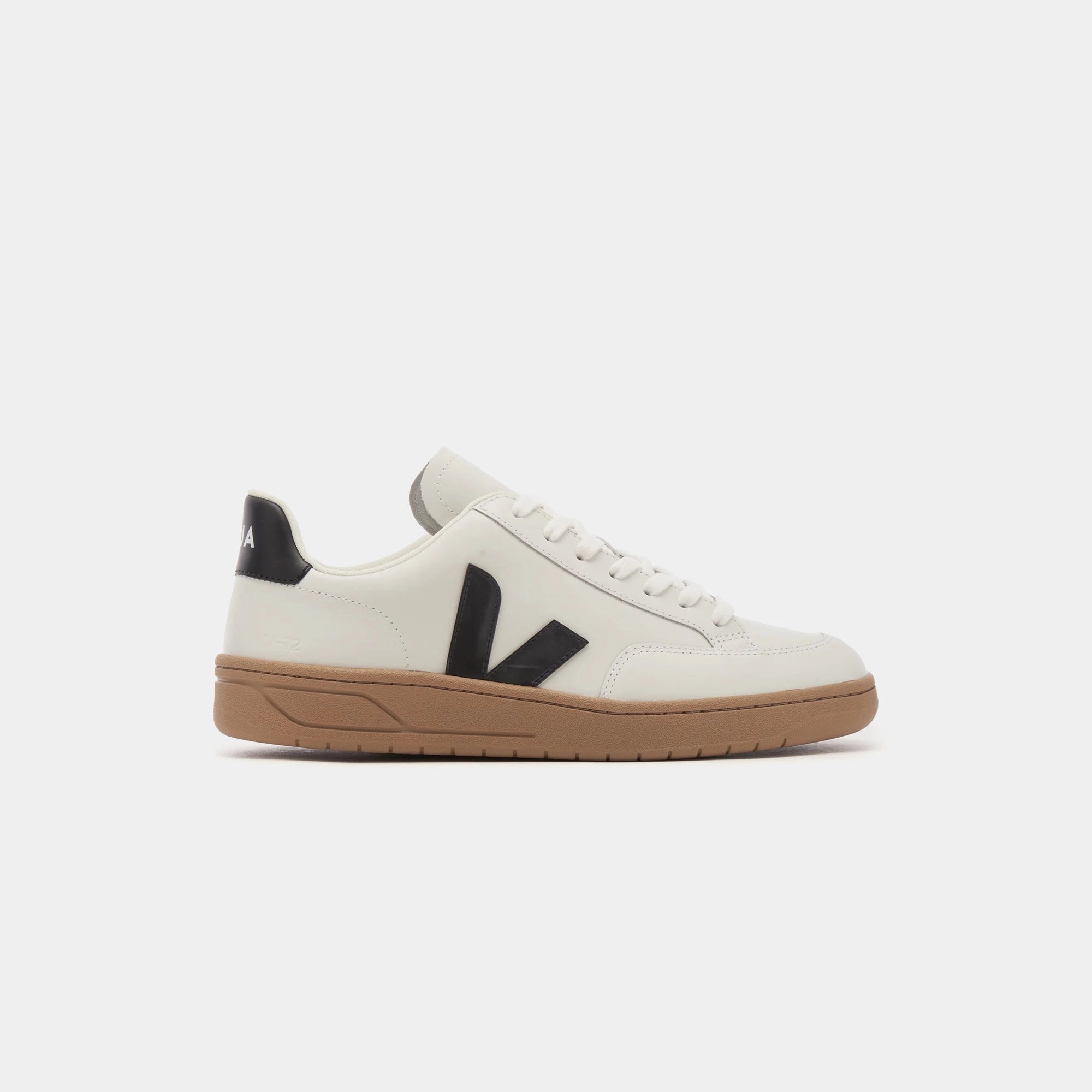 Veja V-12 - Extra White / Black / Dune Veja shoe designs