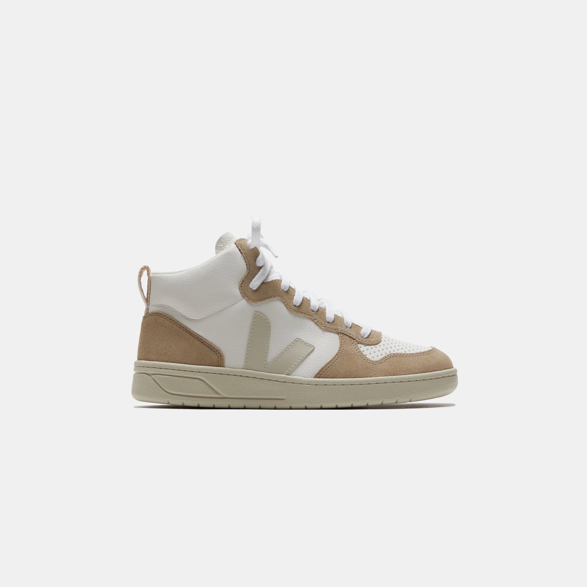 Veja V-15 Bastille - Extra-White / Pierre Sahara Veja shoe designs