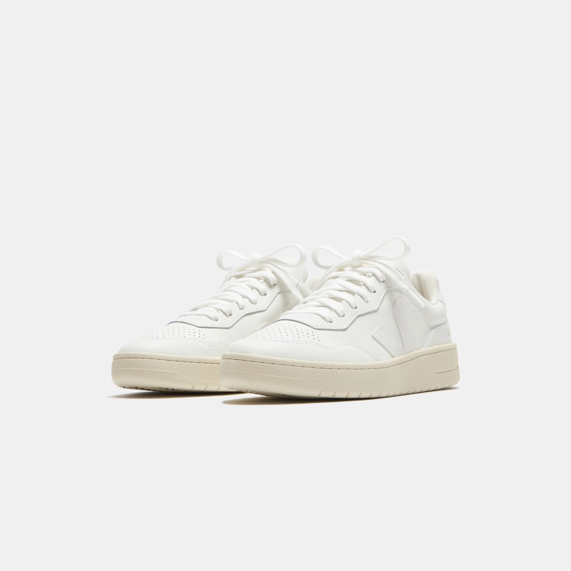 Veja V-90 - Extra White Minimalist Walking Shoes