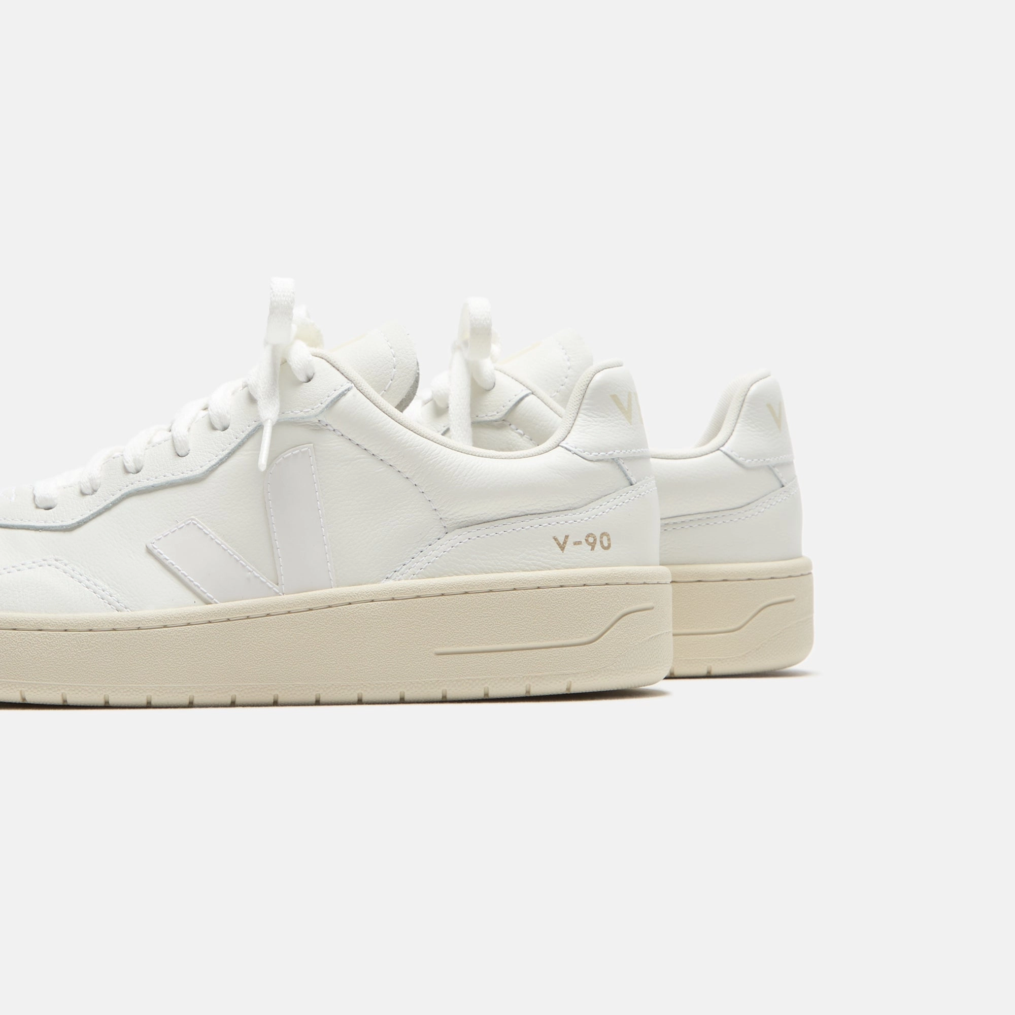 Veja V-90 - Extra White Minimalist Walking Shoes
