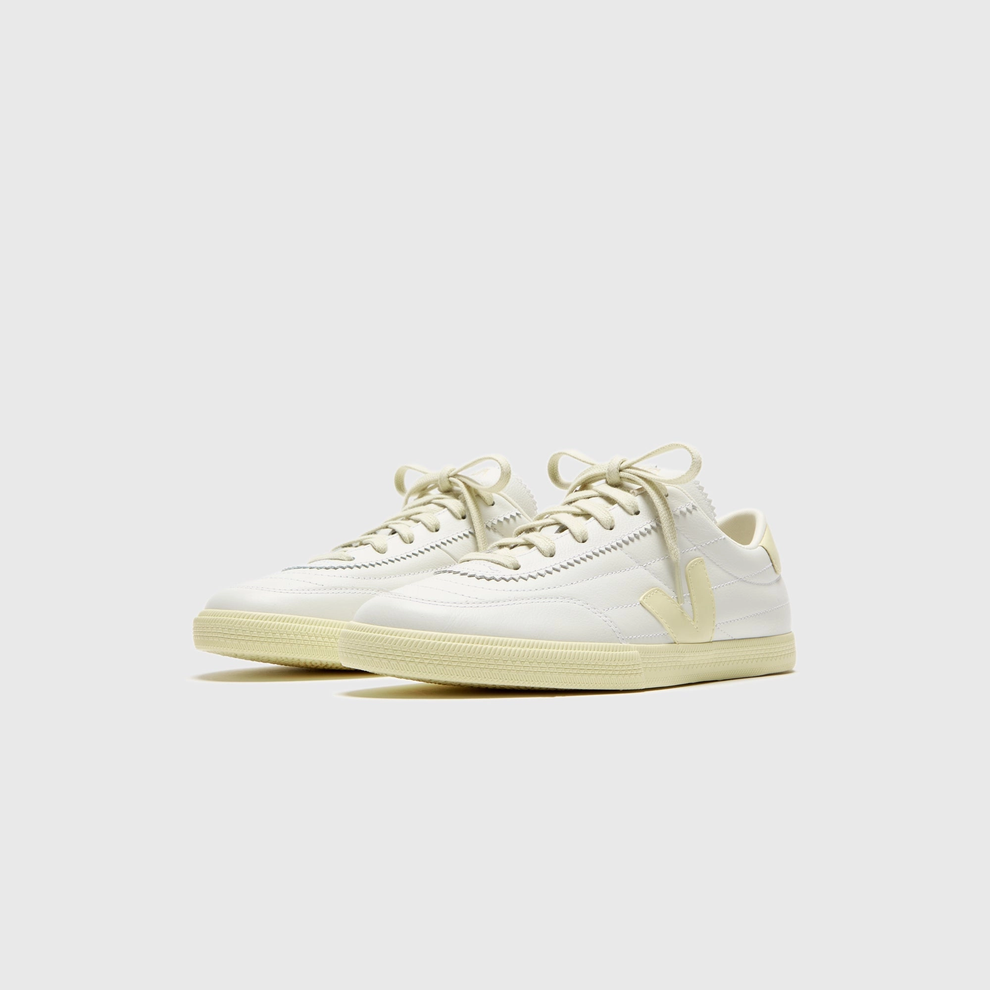 Veja WMNS Paneka - White Calcaire Minimalist Walking Shoes