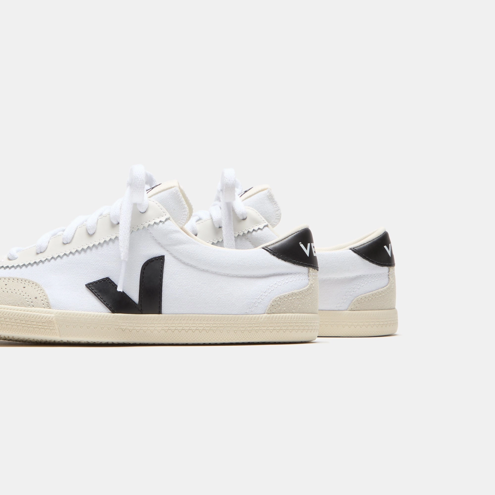 Veja WMNS Volley - White / Black Minimalist Walking Shoes