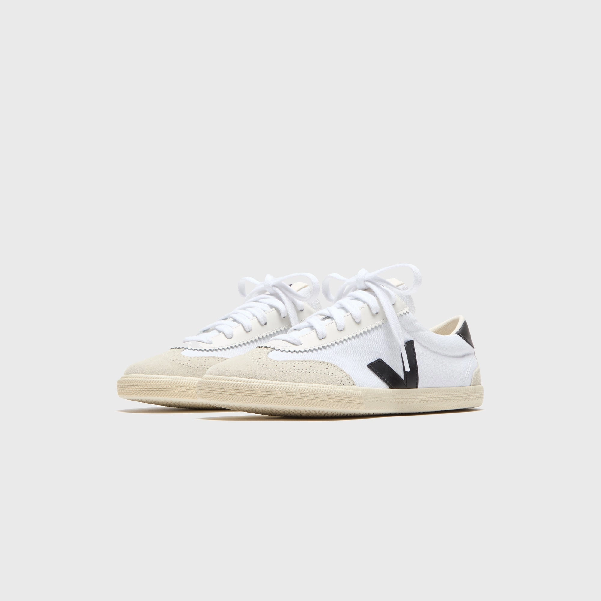 Veja WMNS Volley - White / Black Minimalist Walking Shoes