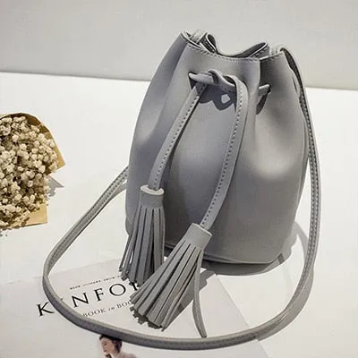 Vintage Tassel Crossbody Bucket Bag Luxury Woman Bag Female Shoulder Handbags  Drawstring Messenger Crossbody Bags Sac Main Fashion Nova Bags