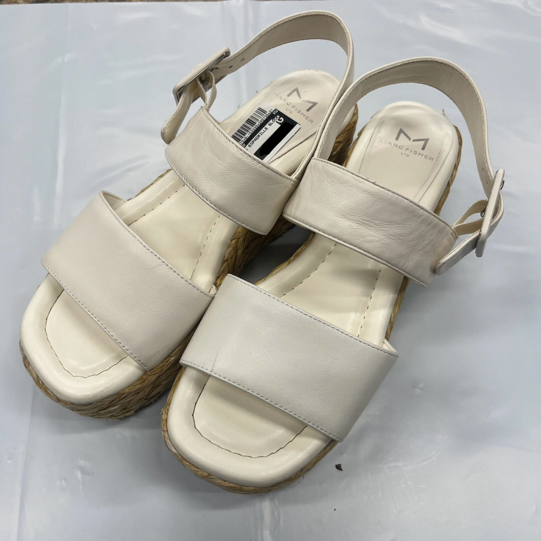 White Shoes Heels Espadrille Block Marc Fisher, Size 8.5 Marc Fisher fashion shoes with block heels